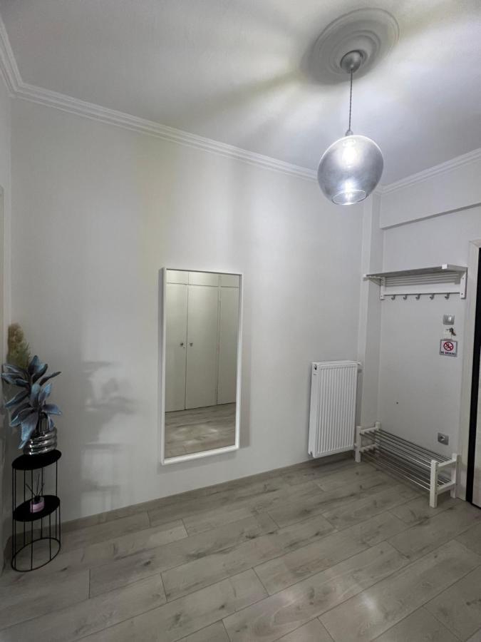 Serres City Center Modern Apartment Exterior photo